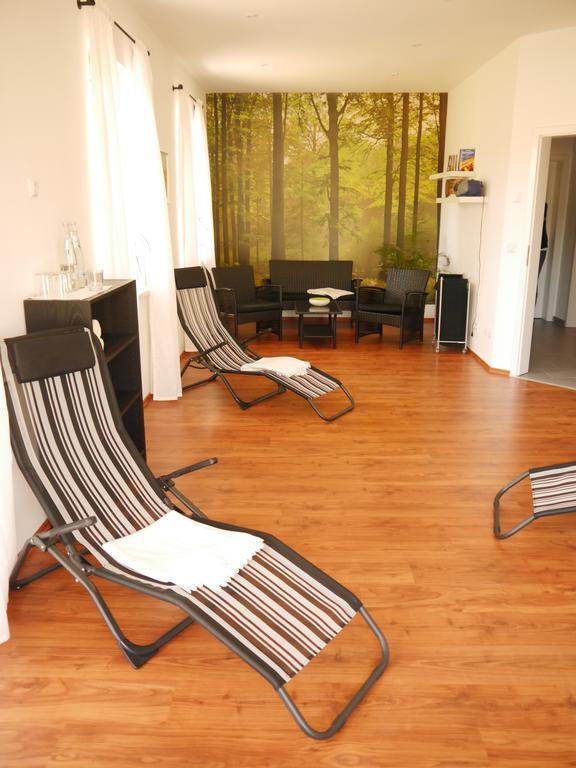 Hotel & Restaurant Lindengarten Lübben Dış mekan fotoğraf