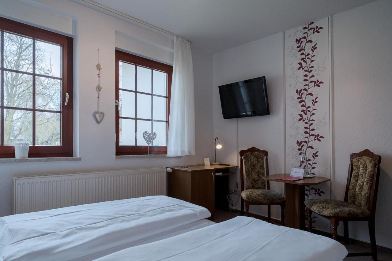 Hotel & Restaurant Lindengarten Lübben Dış mekan fotoğraf